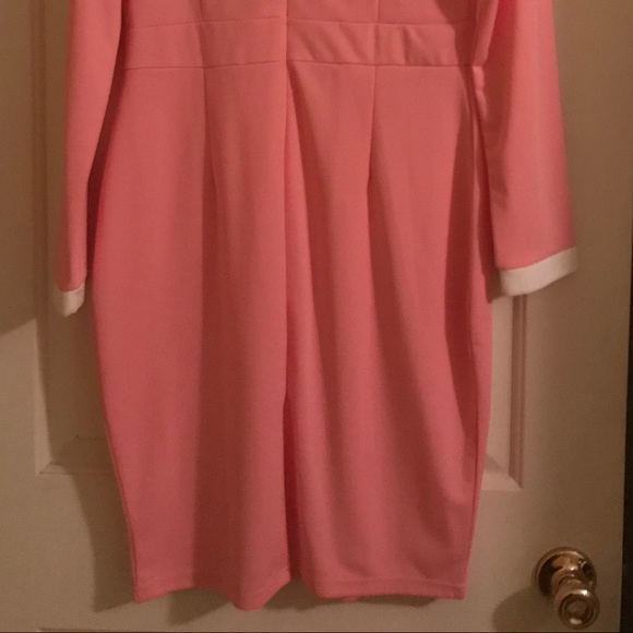 Dress - Picture 5 of 5